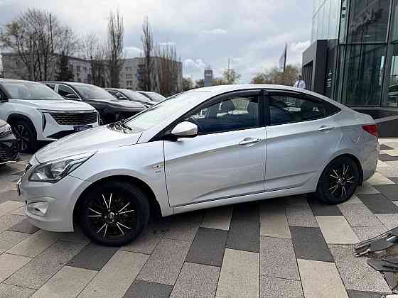 HYUNDAI SOLARIS Донецк