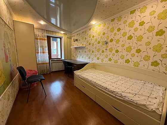 Продается уютная 3-комнатная квартира в центре Донецка,Ворошиловский район Донецк