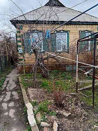 Сдам дом на дом на длительный срок. Харцызск