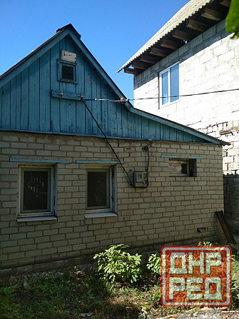 Продам 2 дома на одном участке в Кировском р-не Донецка. Машзавод. Донецк - изображение 1