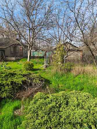 продам земельный участок с домом и постройками Донецк