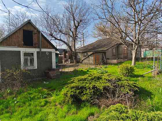 продам земельный участок с домом и постройками Донецк