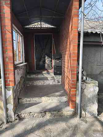 продам земельный участок с домом и постройками Донецк