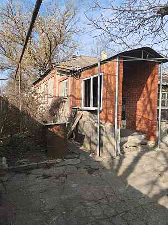 продам земельный участок с домом и постройками Донецк