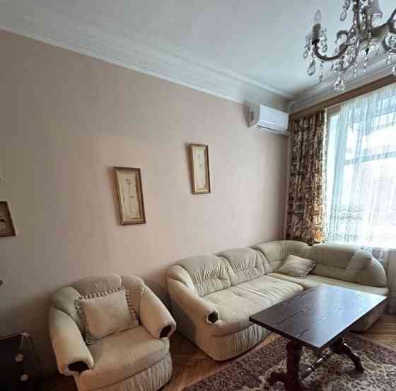 Сдаю двухкомнатную квартиру 60.0 м² этаж 4/9 Калининский район, обл гаи, Проспект Дзержинского, 8-ая Донецк