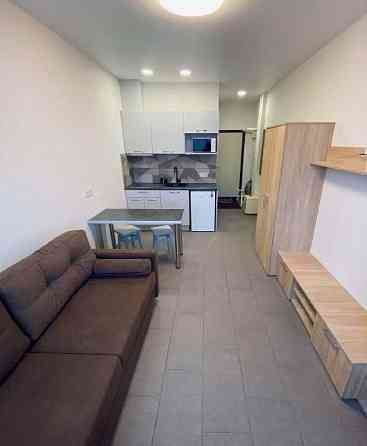 Сдаю однокомнатную квартиру 48 м² этаж 4/9. город Донецк, Куйбышевский район ориентир Азотный Донецк