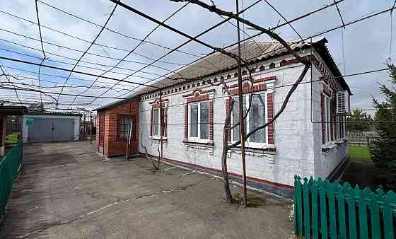 Продается уютный дом в селе Ильичевском - спокойствие, природа и близость к морю! Мариуполь