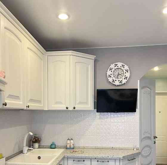 Сдаю двухкомнатную квартиру 48.0 м² этаж 3/4 Куйбышевский район, площадь Бакинских Комиссаров Донецк