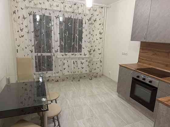 Сдается 1-комнатная квартира в центре, в Ворошиловском районе, Дзержинского 8 Донецк