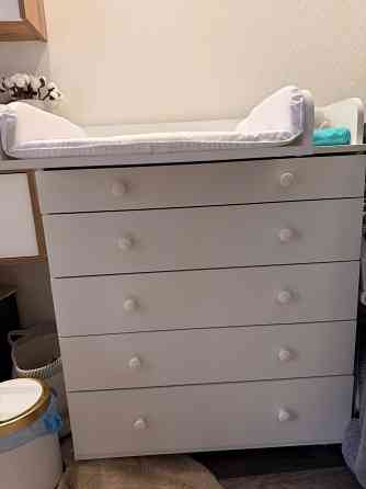 Продам пеленальный комод с откидным столиком Донецк