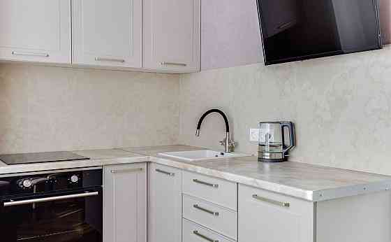 Сдаю однокомнатную квартиру 37.0 м² этаж 2/5 Ворошиловский район, Площадь Ленина, Драматический Теат Донецк