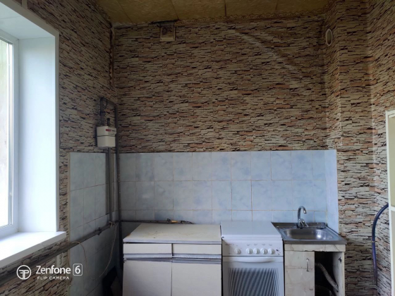 Продам 3-х комнатную крупногабаритную квартиру в Восточном мкрн. Макеевки. Макеевка