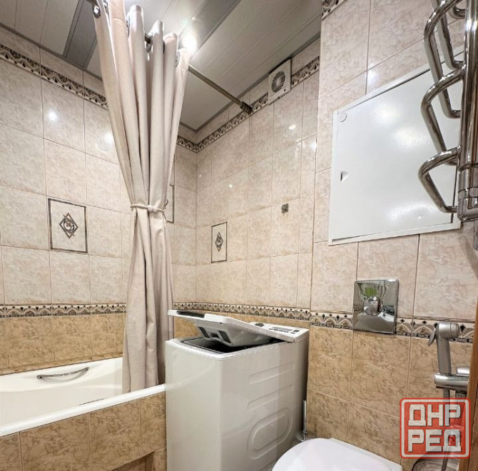 Сдаю двухкомнатную квартиру 45.0 м² этаж 2/4 город Донецк, Киевский район, Киевский проспект/проспек Донецк - изображение 9