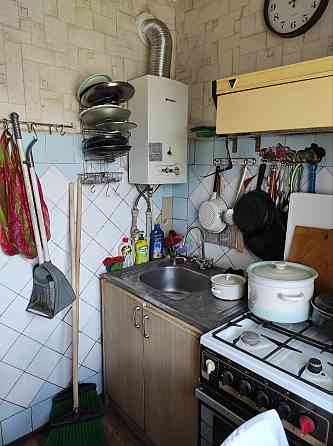 Продается 3 комнатная квартира парк Шахтостроителей Донецк