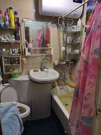 Продается 3 комнатная квартира парк Шахтостроителей Донецк