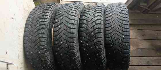 Продам комплект покрышек 15" Донецк