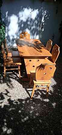 Продам стол и стулья Донецк