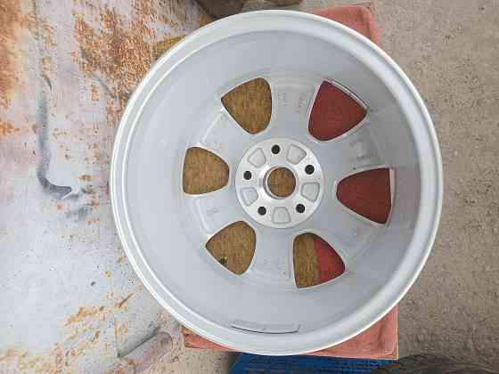 Продаю новый диск легкосплавный на шкоду,р 16,оригинальный,5 на 112,ет 50 Донецк