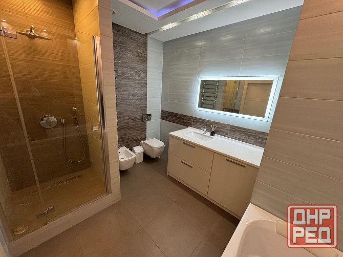 Продажа 3-х комнатной квартиры с современным ремонтом в жк «Центральный»,Киевский район Донецк - изображение 6