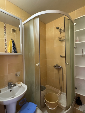 Продается 3х Комнатная Квартира Зайти и Жить На Тц «Обжора», Цирк «Космос». Донецк