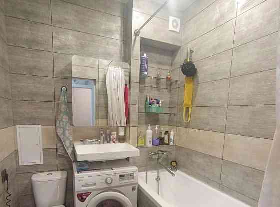 Сдаю однокомнатную квартиру 32.0 м² этаж 4/5. Калининский район, ориентир парк Шахтостроителей. Донецк