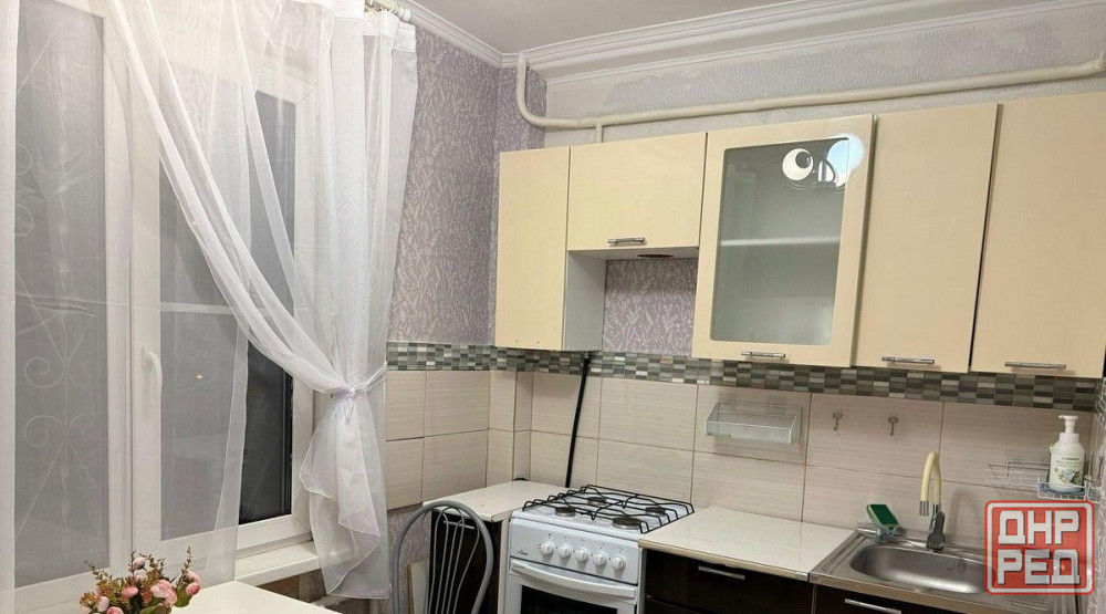 сдаю двухкомнатную квартиру 46.0 м² этаж 1/5 город Донецк, улица Артема, Проспект Панфилова Донецк - изображение 2