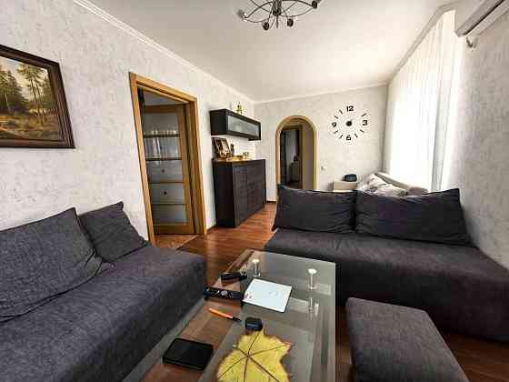 Продажа 4-х комнатной квартиры с новым ремонтом и панорамным видом в Мариуполе Мариуполь