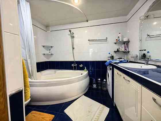 Продажа 4-х комнатной квартиры с новым ремонтом и панорамным видом в Мариуполе Мариуполь