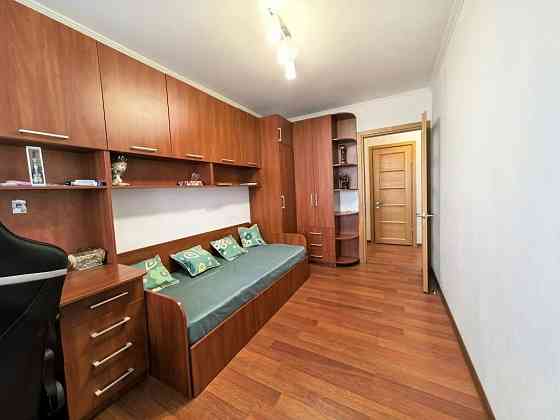 Продажа 4-х комнатной квартиры с новым ремонтом и панорамным видом в Мариуполе Мариуполь