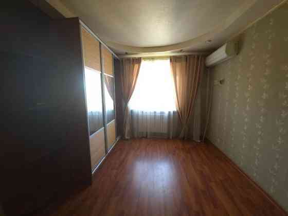 Продаётся 3х комнатная квартира в Кировском р-не, ул. Петровского Донецк