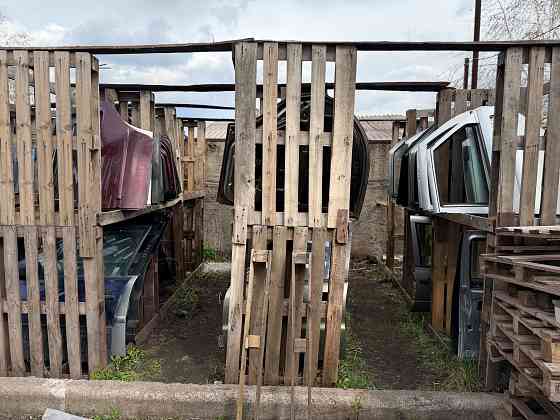 распродажа дверей для авто по вкусным ценам Енакиево