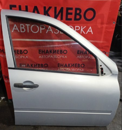 боковая дверь передняя лада калина Енакиево