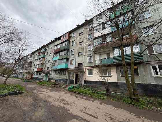 Продам хольную 3-х ком. кв., 3/5 эт., 62 м.кв. - Макеевка, кв-л Шахтерский, Даки Макеевка