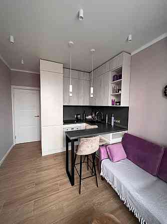 Пока объявление висит оно актуально. Без залога и комиссии Москва