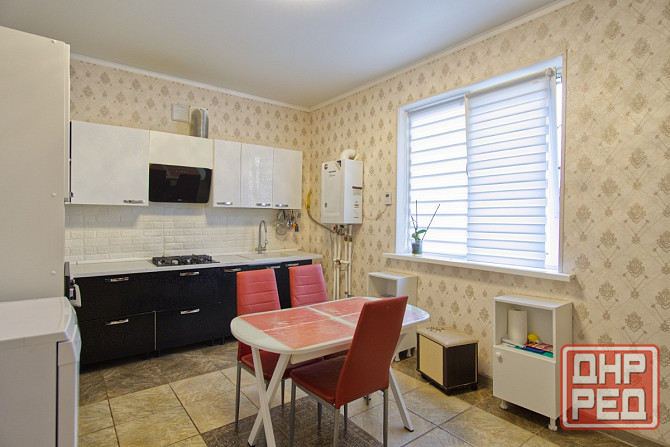 Просторный дом с четырьмя комнатами в развитом районе Краснодара Краснодар - изображение 3