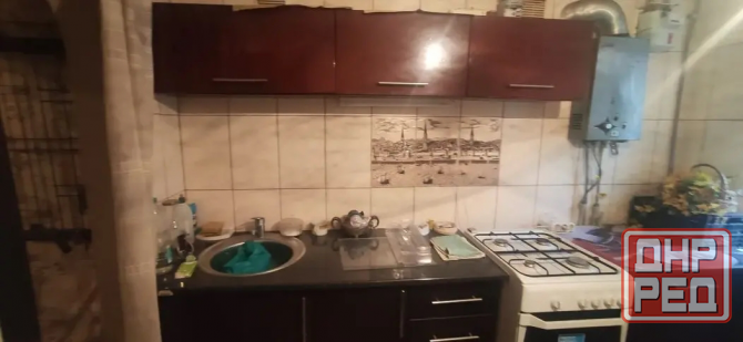 2к кв остановка Шоколад, этаж 1/3, не угловая, цоколь высокий Макеевка - изображение 4