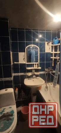 2к кв остановка Шоколад, этаж 1/3, не угловая, цоколь высокий Макеевка - изображение 1