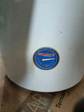 Продам электрический водонагреватель Термекс 80 литров Макеевка