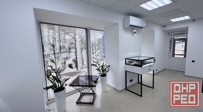 Аренда Магазин 60 м пл.Ленина. Витрины. Ремонт Донецк - изображение 1