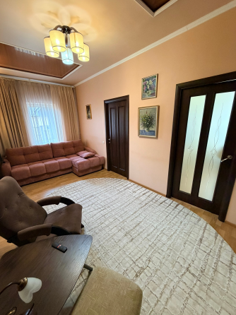 Продам уютный жилой дом с мансардой г. Донецк Киевский район (5 участок) Донецк