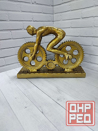 Сувенирная фигура ручной работы "Путь к успеху" 25 см (алюминий) Донецк - изображение 1