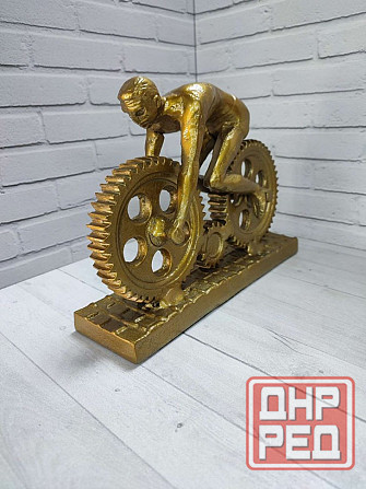 Сувенирная фигура ручной работы "Путь к успеху" 25 см (алюминий) Донецк - изображение 5