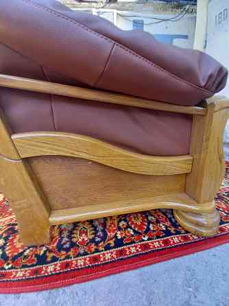 Кожаный диван и кресла Макеевка