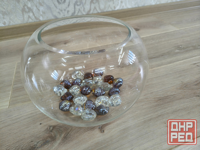 Круглая ваза, прозрачная. Новая Донецк - изображение 2