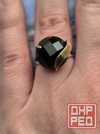 Серебряное кольцо с камнем б/у 16,5-17 Донецк - изображение 1