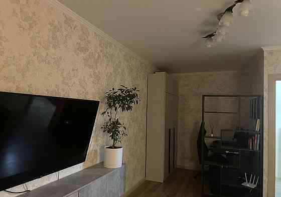 Сдаю однокомнатную квартиру 41.0 м² этаж 3/4 город Донецк, Ворошиловский район, Гастроном Москва Донецк