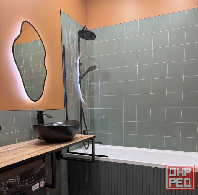 Ворошиловский район, площадь Конституции, набережная, ориентир Диск Донецк - изображение 2