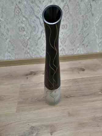 Ваза стеклянная напольная черно-белая Донецк