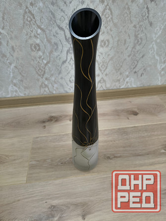 Ваза стеклянная напольная черно-белая Донецк - изображение 1