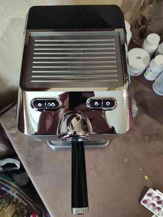 Продам кофемашину Redmond cm711 Донецк